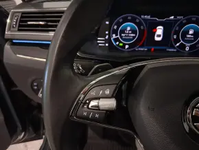 Škoda SUPERB L&K 2.0 TSI 4x4 DSG thumbnail