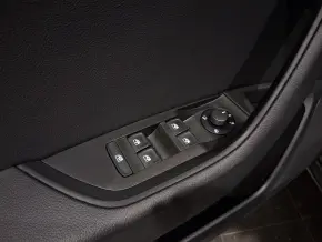 Superb Combi Ambition TDI DSG thumbnail
