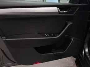 Superb Combi Ambition TDI DSG thumbnail