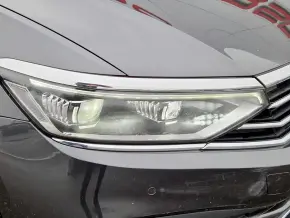 VW Noul Passat Comfortline 2.0 TDI DSG thumbnail