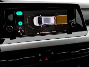 VW Golf Variant Life 2.0 TDI DSG thumbnail