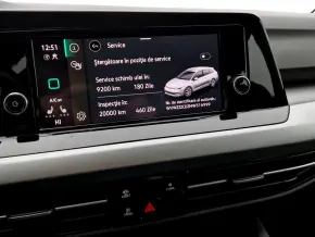 VW Golf Variant Life 2.0 TDI DSG thumbnail