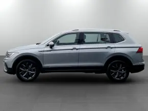 Noul Tiguan Allspace Life 2,0 TDI 4M DSG thumbnail