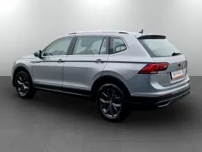 Noul Tiguan Allspace Life 2,0 TDI 4M DSG thumbnail