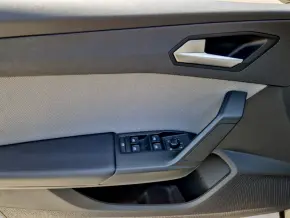 SEAT Leon Style 1.5 eTSI DSG7 mild hybrid thumbnail