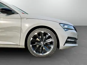 SUPERB COMBI SPORTLINE 2.0 TSI DSG thumbnail