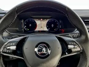 SUPERB COMBI SPORTLINE 2.0 TSI DSG thumbnail