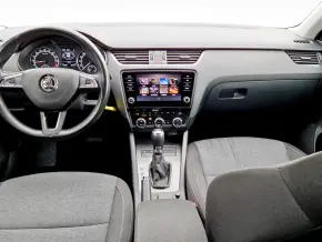 OCTAVIA Combi Ambition Limited TDI DSG thumbnail