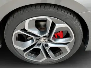 OCTAVIA Combi RS TDI DSG thumbnail