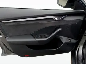 OCTAVIA Combi RS TDI DSG thumbnail