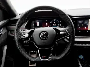 OCTAVIA Combi RS TDI DSG thumbnail