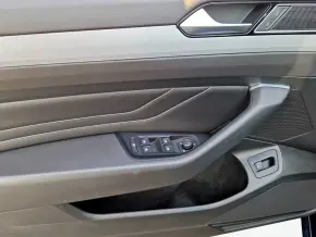 Noul Passat Var.Comfortline 2.0 TDI DSG thumbnail