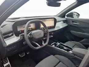 Q3 40 TFSI quattro thumbnail