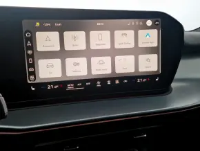 Q3 40 TFSI quattro thumbnail
