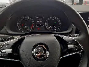 Škoda OCTAVIA AMBITION 2.0 TDI DSG thumbnail