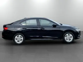 Škoda OCTAVIA AMBITION 2.0 TDI DSG thumbnail