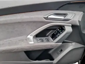 Q5 Sportback 40 TDI quattro thumbnail