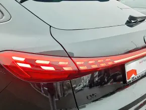 Q5 Sportback 40 TDI quattro thumbnail
