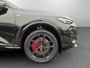 Q5 Sportback 40 TDI quattro thumbnail