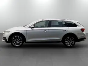 OCTAVIA COMBI SCOUT 2.0 TDI DSG 4x4 thumbnail