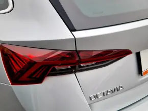 OCTAVIA COMBI SCOUT 2.0 TDI DSG 4x4 thumbnail