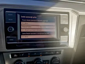 VW Noul Passat Trendline 2.0 TDI thumbnail