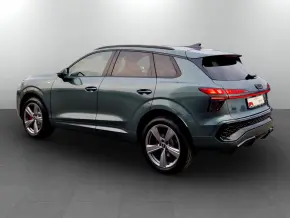 Q3 40 TFSI quattro thumbnail