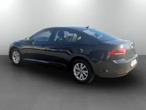 VW Noul Passat Trendline 2.0 TDI thumbnail