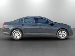 VW Noul Passat Trendline 2.0 TDI thumbnail