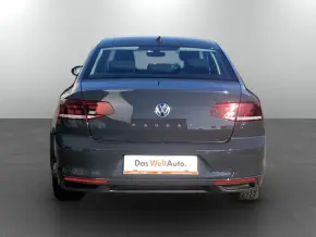 VW Noul Passat Trendline 2.0 TDI thumbnail