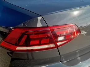 VW Noul Passat Trendline 2.0 TDI thumbnail
