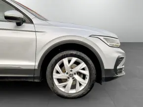 VW Tiguan Life 2,0 TDI SCR DSG 4Mot thumbnail