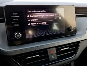 Škoda KAMIQ AMBITION 1.0 TSI thumbnail