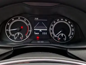 Škoda KAMIQ AMBITION 1.0 TSI thumbnail