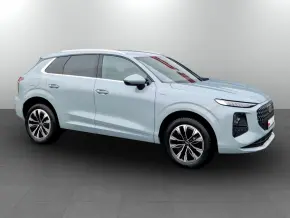 Audi Q3 e-hybrid 200kW thumbnail