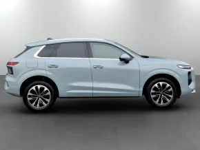 Audi Q3 e-hybrid 200kW thumbnail