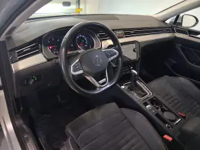 VW Noul Passat Highline2.0 TDI SCR DSG 4Mot thumbnail