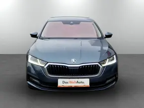 Škoda Octavia Ambition 2.0 TDI DSG thumbnail