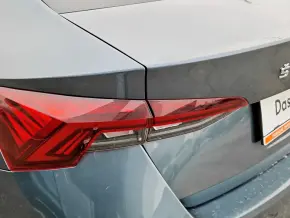 Škoda Octavia Ambition 2.0 TDI DSG thumbnail