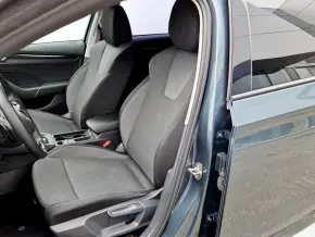 Škoda Octavia Ambition 2.0 TDI DSG thumbnail