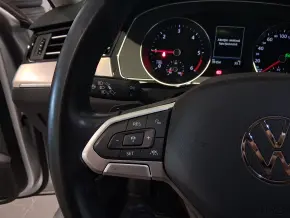 VW Noul Passat Highline2.0 TDI SCR DSG 4Mot thumbnail