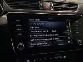 SUPERB COMBI AMBITION 2.0 TDI DSG thumbnail