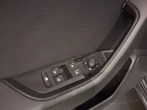SUPERB COMBI AMBITION 2.0 TDI DSG thumbnail