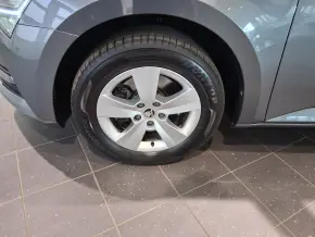 SUPERB COMBI AMBITION 2.0 TDI DSG thumbnail