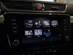 SUPERB COMBI AMBITION 2.0 TDI DSG thumbnail
