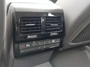 VW Touareg Elegance V6 TDI thumbnail