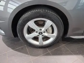 Audi A4 Avant 40 TDI advanced quattro thumbnail