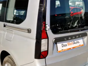 VW Caddy 2.0 TDI 90 kW DSG thumbnail