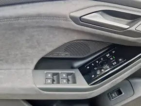 A6 Sportback quattro e-tron thumbnail