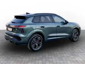 Q3 45 TFSI quattro thumbnail